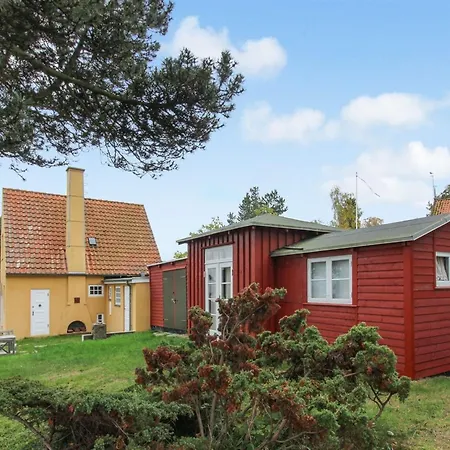 Runa - 75m From The Sea By Interhome *